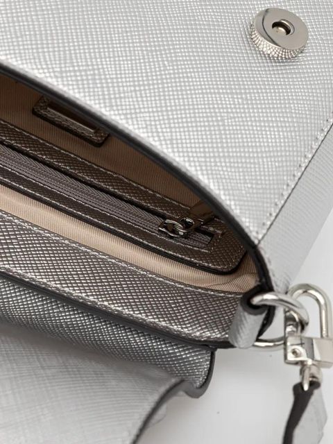 Guess torebka FEDANA kolor srebrny HWZM96 43200