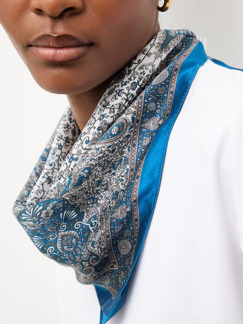 Answear.LAB apaszka jedwabna z kolekcji Unscripted - zdjęcie produktu nr 2