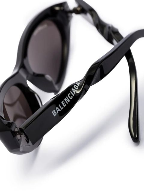 Balenciaga Eyewear Twist logo-print sunglasses - Black