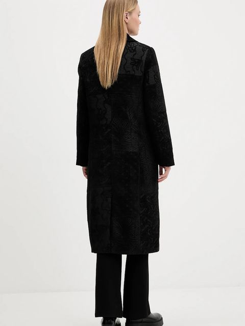 Desigual płaszcz PATCH BLACK kolor czarny 25WWEW16