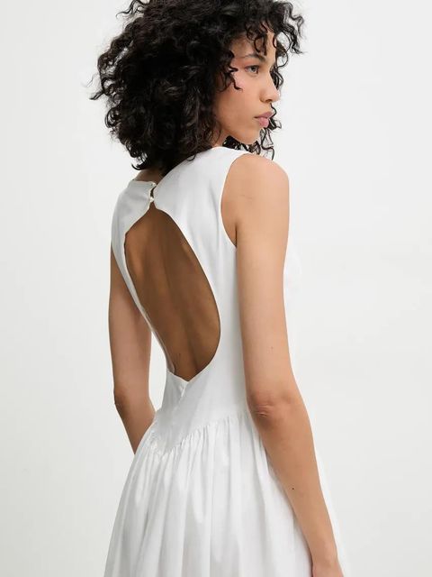 Answear.LAB sukienka kolor biały maxi rozkloszowana