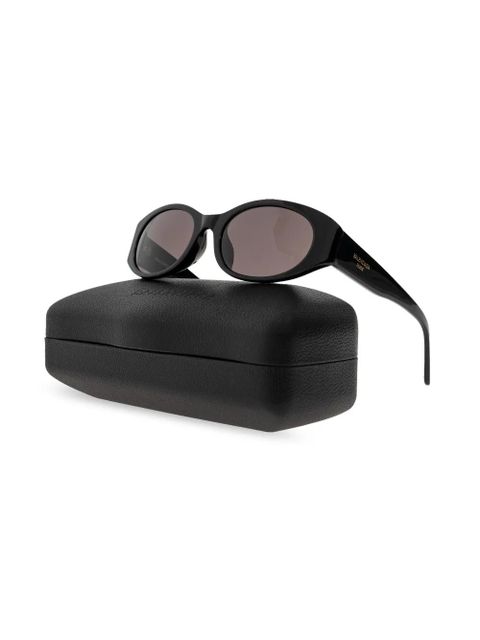 Balenciaga Eyewear logo-print sunglasses - Black - zdjęcie produktu nr 2