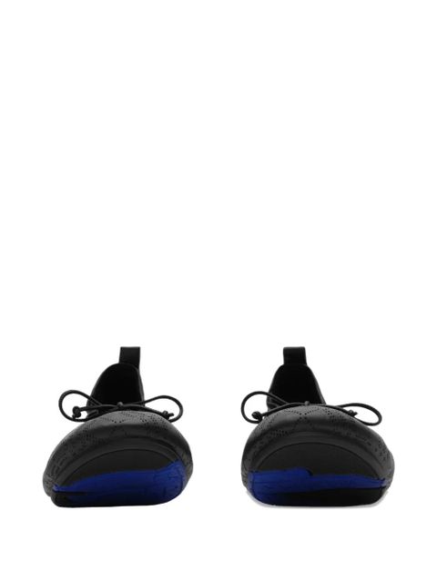 Burberry perforated gathered ballet flats - Black