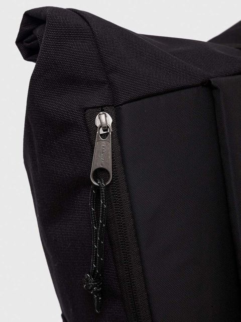 Eastpak plecak UP ROLL kolor czarny duży z aplikacją EK0A5BGF0081