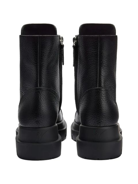 Giuseppe Zanotti Evin laced logo detail boots - Black