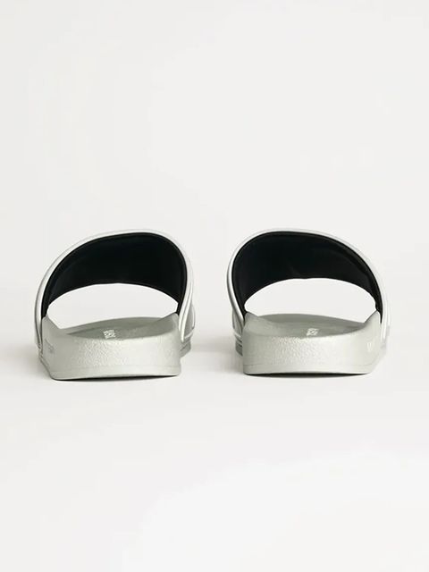 Karl Lagerfeld klapki KONDO 2.0 damskie kolor srebrny KL80919M