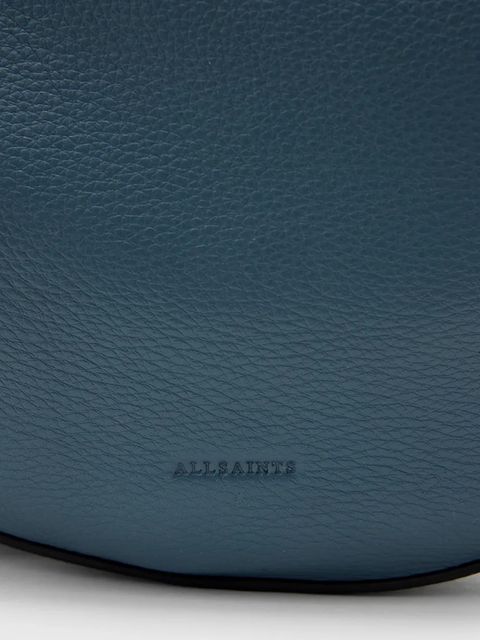 AllSaints torebka skórzana HALF MOON kolor niebieski W301XB