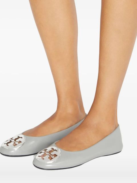 Tory Burch Reva logo-plaque ballet flats - Grey - zdjęcie produktu nr 2