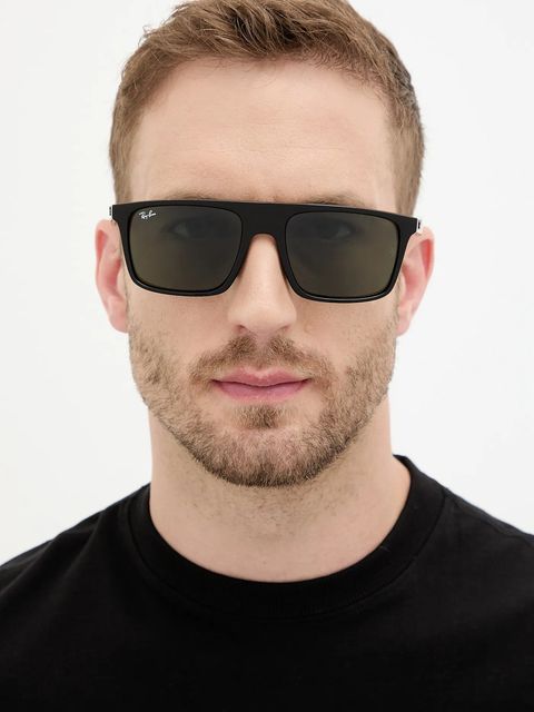 Ray-Ban okulary przeciwsłoneczne kolor czarny 0RB2222