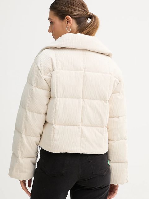 Calvin Klein Jeans kurtka sztruksowa puchowa kolor beżowy zimowa LV044D527G