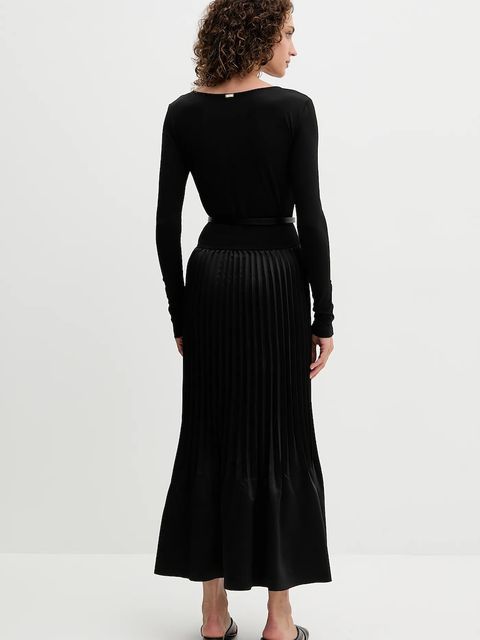 Fracomina sukienka kolor czarny maxi rozkloszowana FS25WD2003W411F9