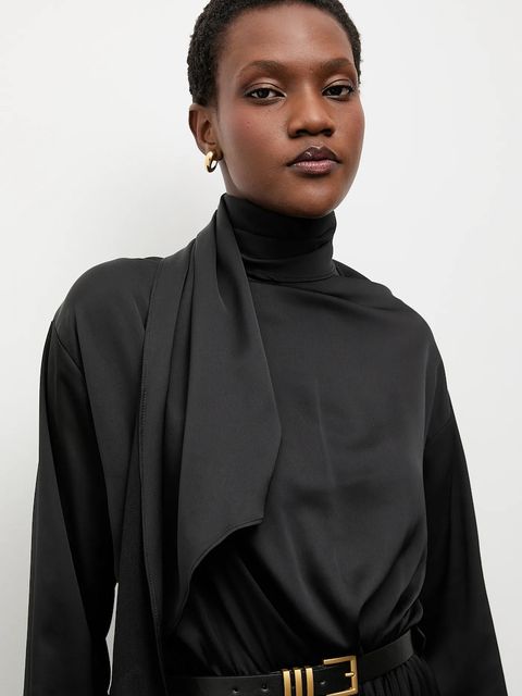 Answear.LAB sukienka kolor czarny maxi rozkloszowana