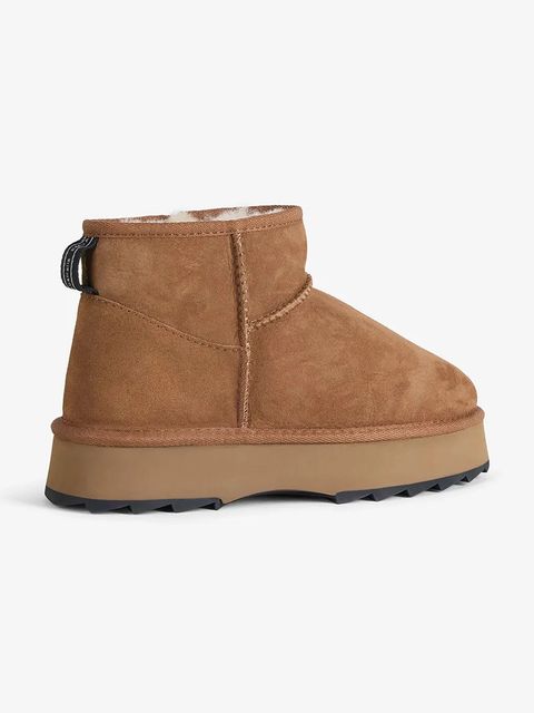 Emu Australia śniegowce zamszowe Sharky Micro Flatform kolor brązowy W13304