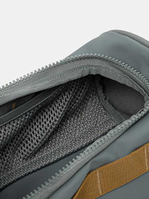 Helly Hansen kosmetyczka kolor turkusowy 68007