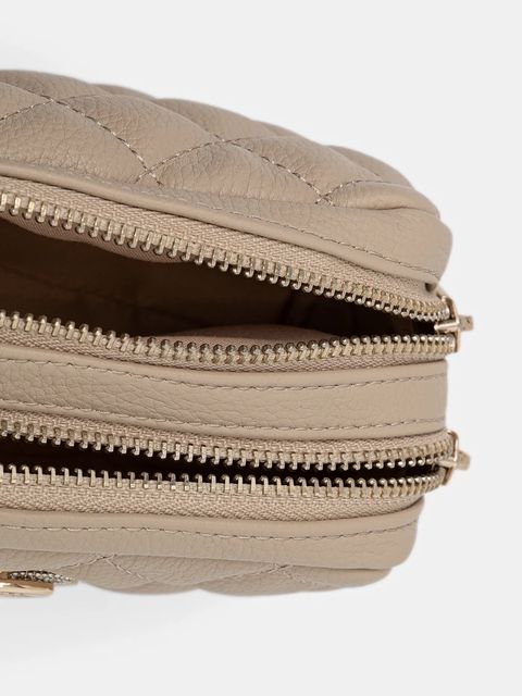 Guess kosmetyczka kolor beżowy PW7549 P5436