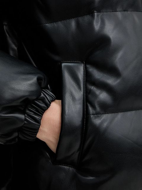 Levi's kurtka kolor czarny zimowa 003FV