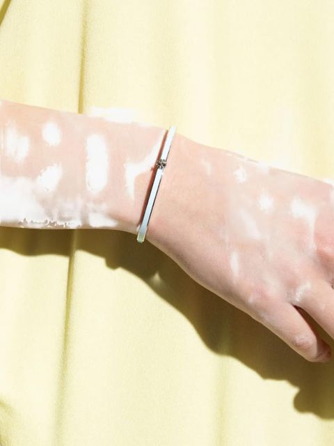 Tory Burch logo-plaque bracelet - Silver