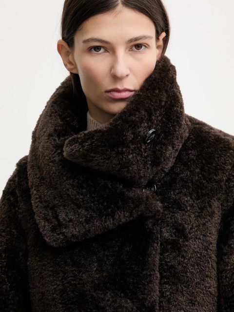 Marc O'Polo płaszcz kolor brązowy 510607870241