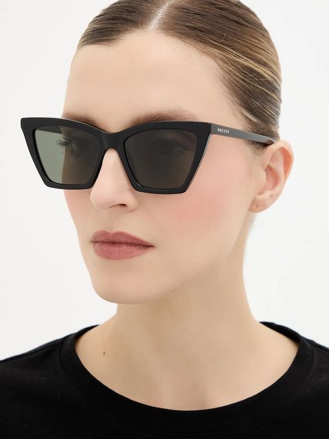 Alexander McQueen okulary przeciwsłoneczne damskie kolor czarny AM0536S