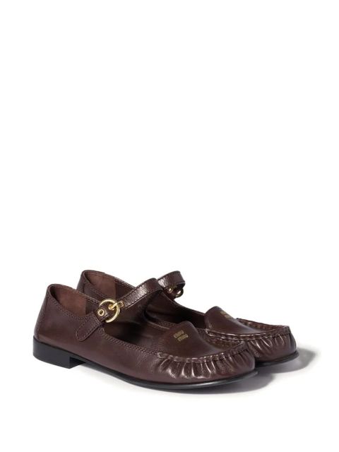 Miu Miu strap-detail leather loafers - Brown