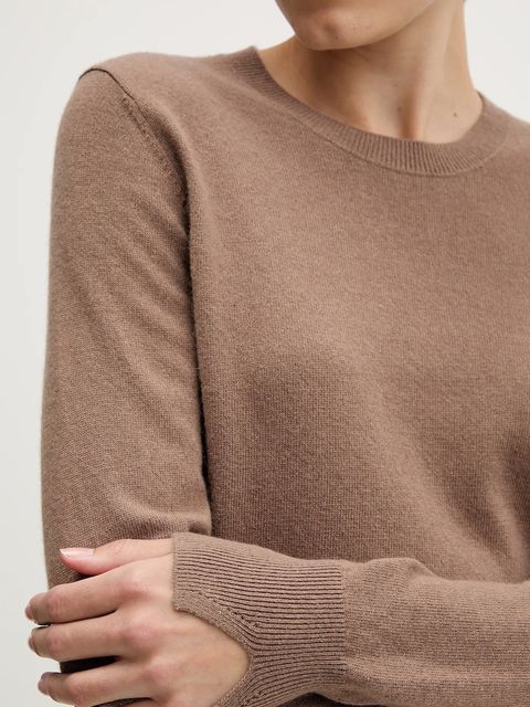 Sisley sweter damski kolor brązowy lekki 102HM100F