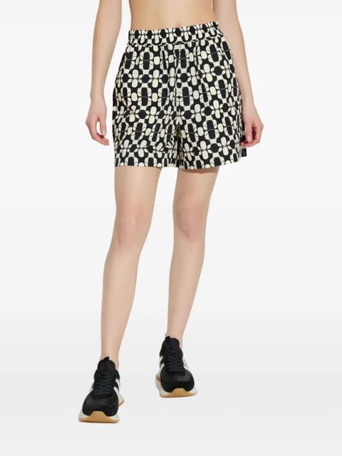 Moncler geometric-pattern shorts - White