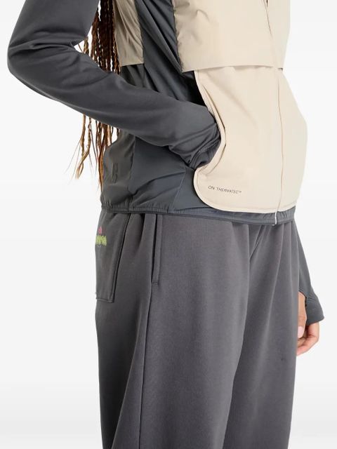 On Running Weather vest - Neutrals