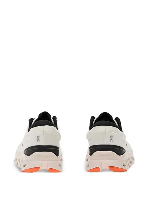 On Running Cloudstratus sneakers - White
