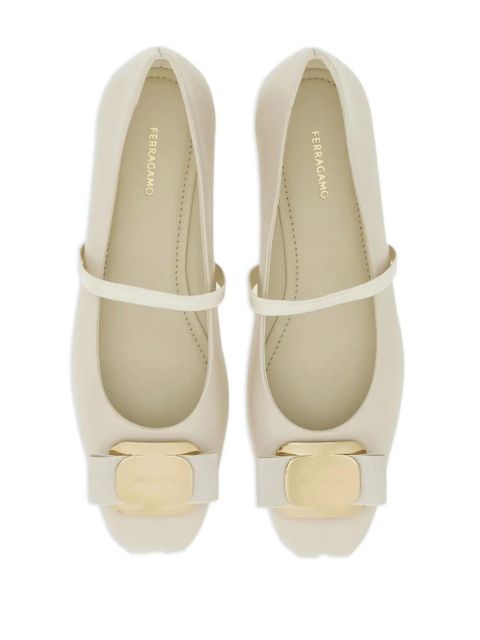 Ferragamo New Vara-bow lambskin ballerina shoes - White