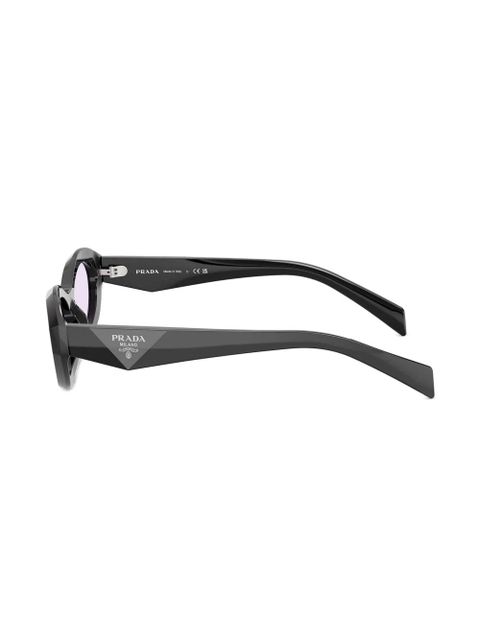 Prada Eyewear triangle-logo oval sunglasses - Black