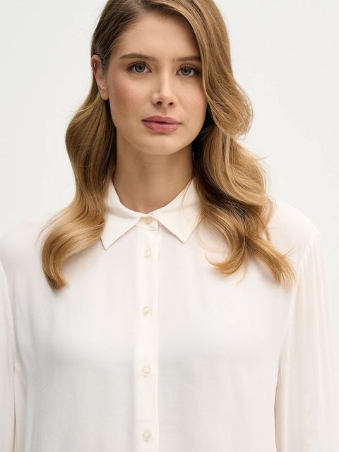 Sisley koszula damska kolor beżowy regular z kołnierzykiem klasycznym 5IDTLQ09G