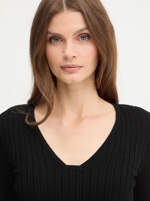 BOSS sweter damski kolor czarny lekki 50547913