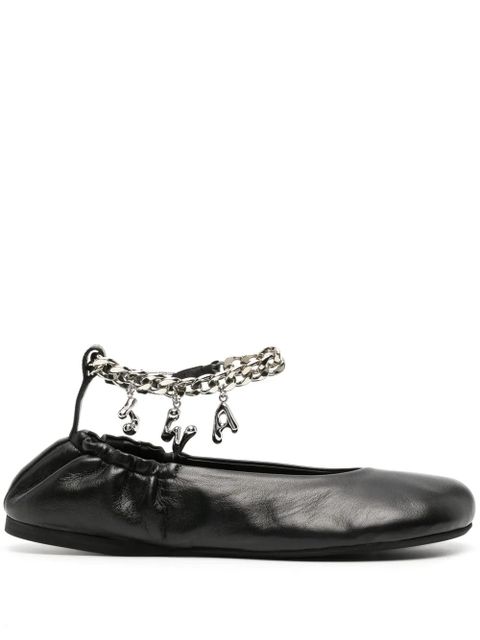 JW Anderson logo-charm leather ballerina shoes - Black - zdjęcie produktu nr 1