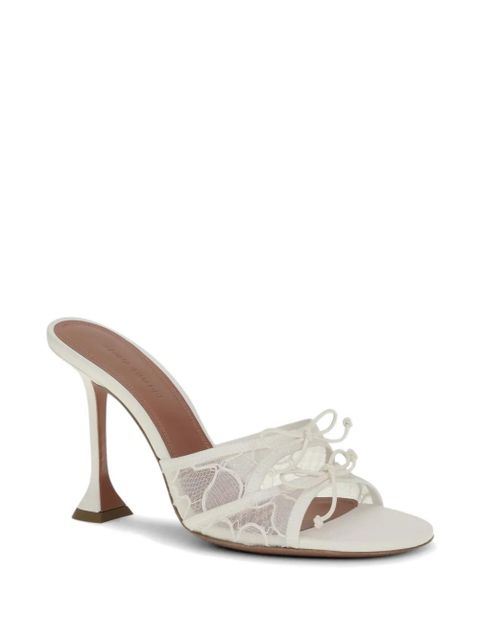 Amina Muaddi Eleonora lace-detail sandals - White - zdjęcie produktu nr 2