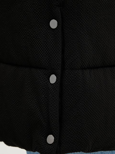 Desigual kurtka EXTRA CINTURON2 kolor czarny zimowa 25WWEW24