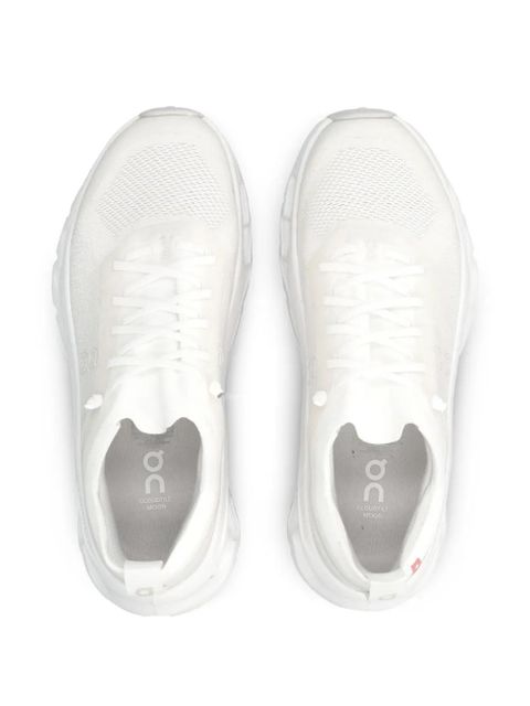On Running Cloudtilt cutout sneakers - White