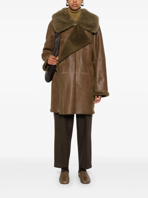 LEMAIRE asymmetric shearling coat - Brown - zdjęcie produktu nr 2