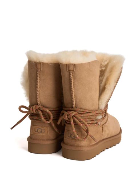 UGG logo-detail shearling boots - Brown