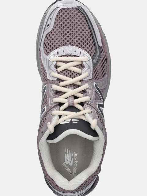 New Balance sneakersy 860