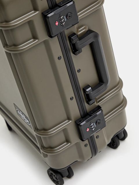 Eastpak walizka Resist'R Case S kolor zielony EK0A5BJEJ321