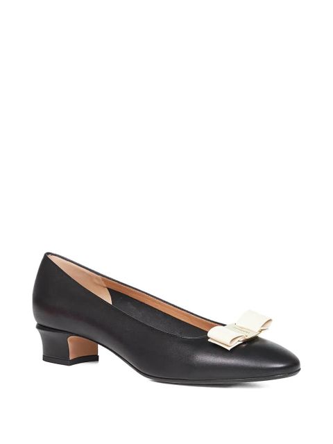 Ferragamo vara bow almond ballet flats - Black