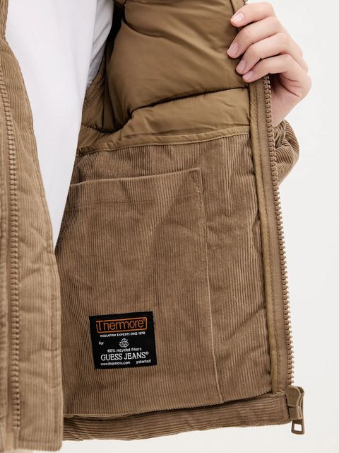 Guess Jeans kurtka sztruksowa kolor beżowy zimowa W5BL17 W2061