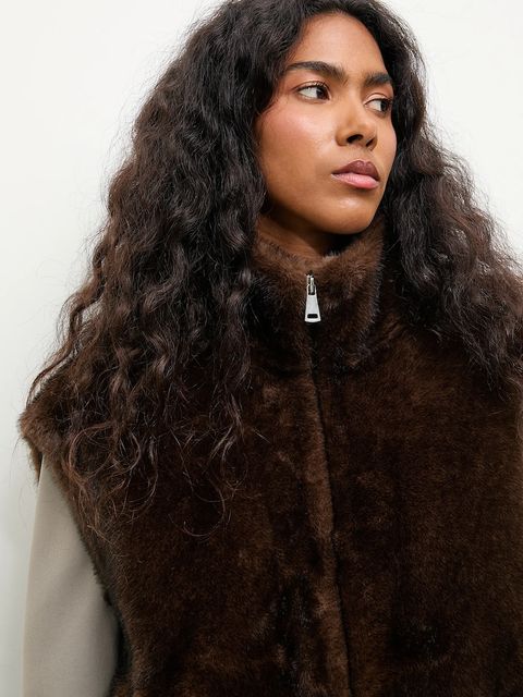 Answear.LAB bezrękawnik kolor brązowy przejściowy