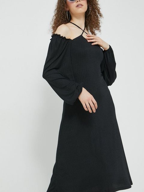 Hollister Co. sukienka kolor czarny midi dopasowana