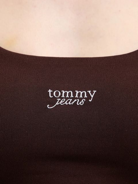 Tommy Jeans top kolor brązowy DW0DW21564