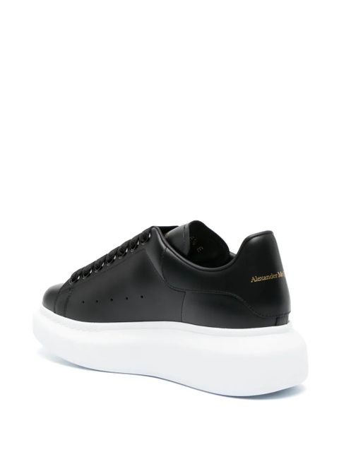 Alexander McQueen Oversized low-top sneakers - Black - zdjęcie produktu nr 2