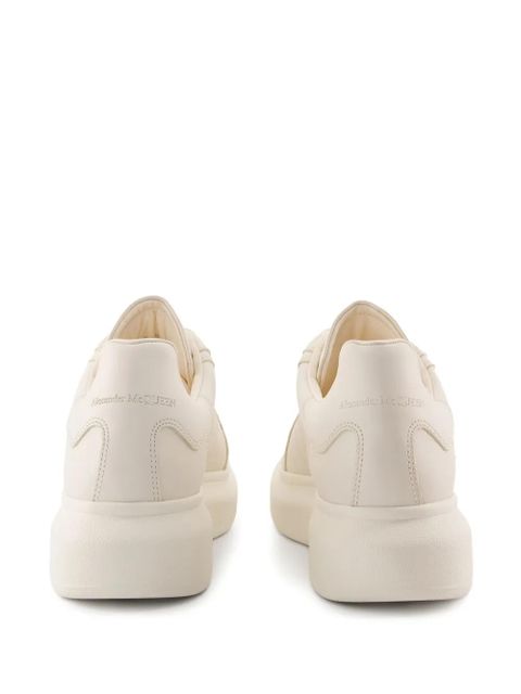 Alexander McQueen oversized trainers - Neutrals