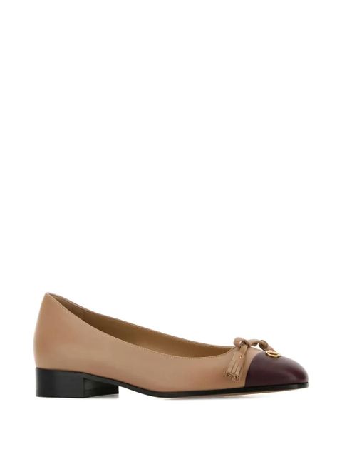 Valentino Garavani VLogo tassel-embellished cap-toe ballet flats - Brown - zdjęcie produktu nr 2