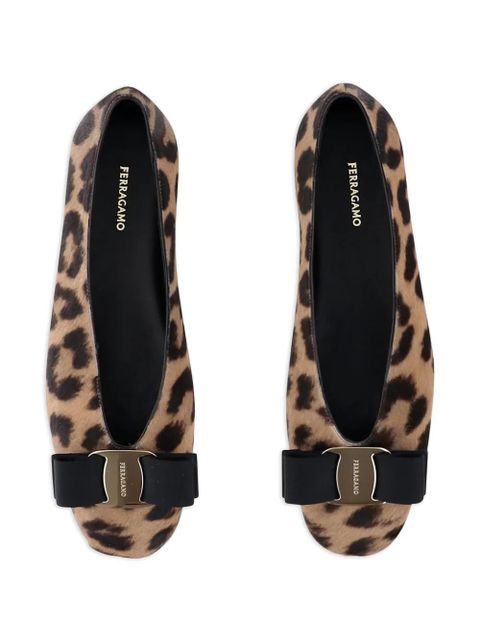 Ferragamo Vara ballet flats - Brown