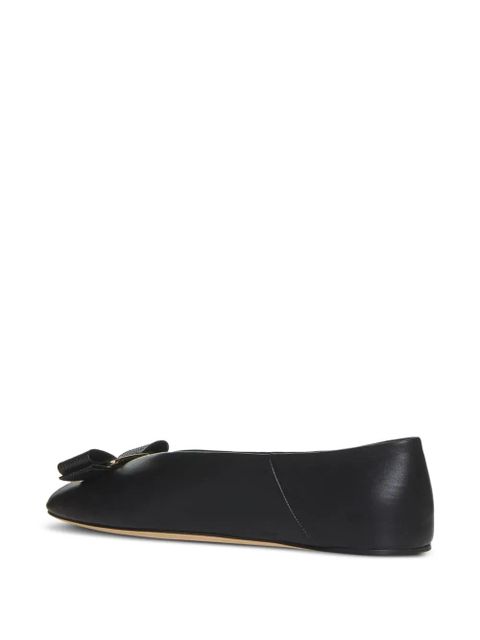 Ferragamo bow flat pumps - Black